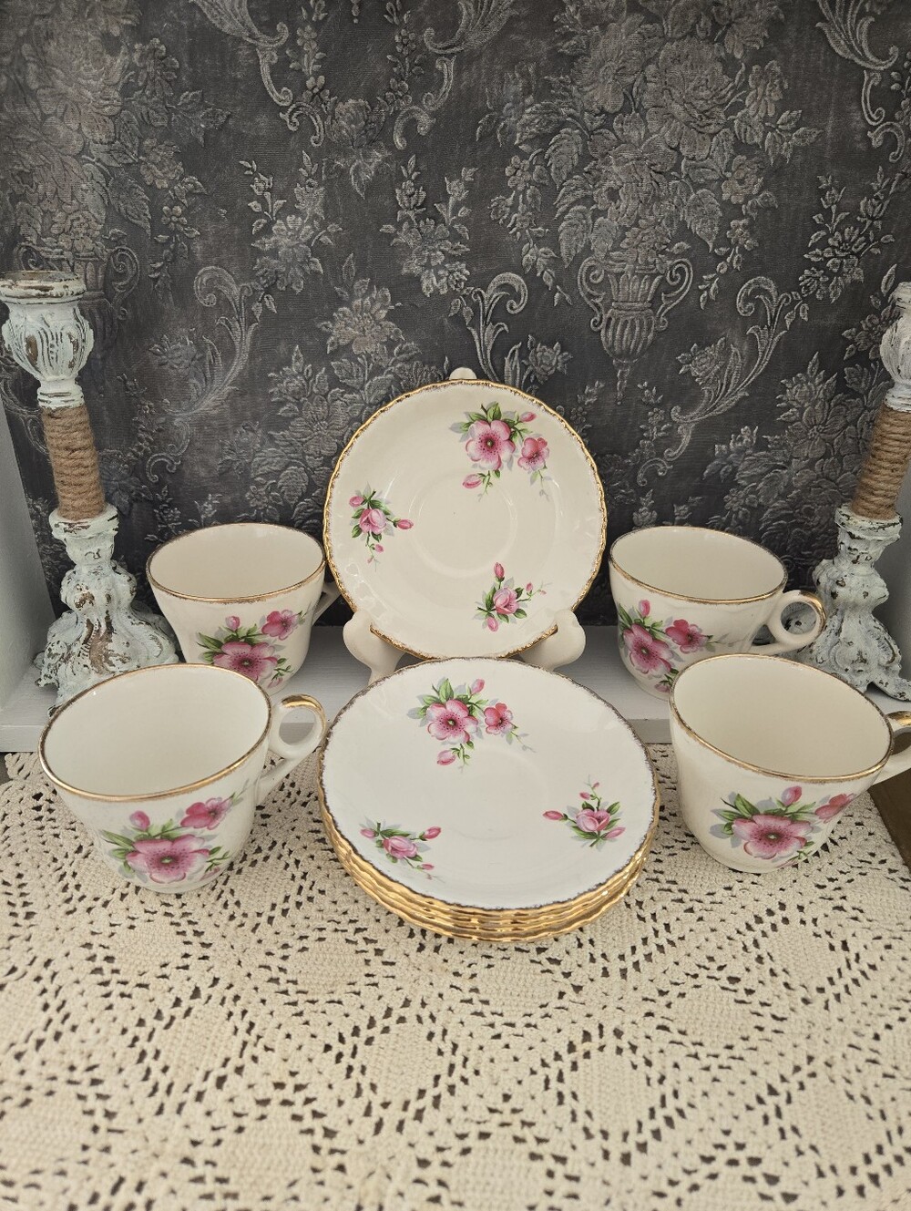 Vintage Grindley "Cream Petal" Teacup & Saucer Sets (Bundle of 5) Gold Trim
